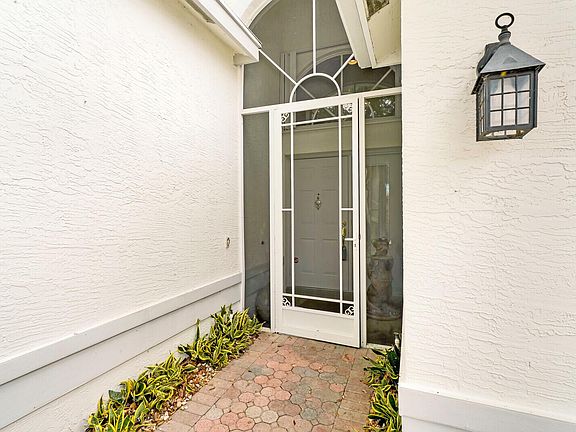 3rd image of 11426 Mauna Kea Ln
