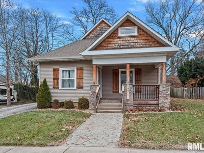 199 W Jackson St, Athens, IL, 62613