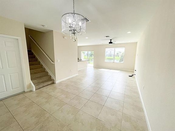 4th image of 2541 NW Treviso Cir #E0041