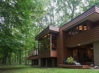 4404 Carver Dr, Kalamazoo, MI 49009