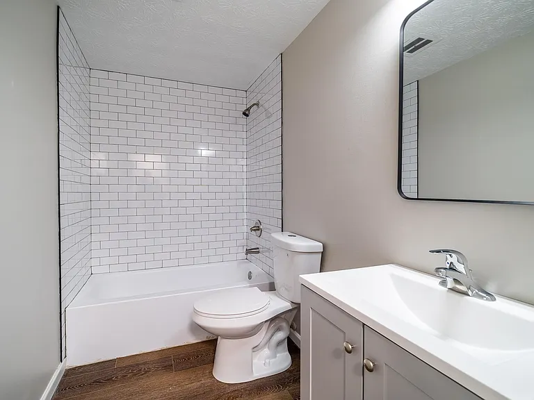 5272 Quincy Dr — Photo 11