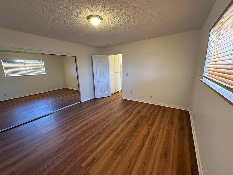 20788 Thunderbird Rd — Photo 35