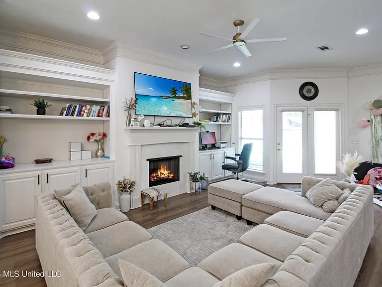 183 Tradition Pkwy — Photo 3