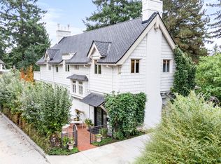 2547 SW Hillcrest Dr, Portland, OR 97201