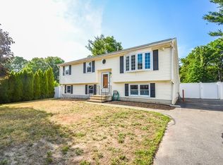 14 Cinnamon Cir, Tewksbury, MA 01876