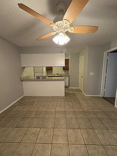 203 S Baggett St Photo 1