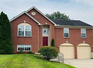 2511 Samantha Dr, Burlington, KY 41005