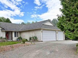 3510 Mount Daniel Rd, West Richland, WA 99353
