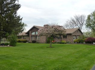 156 Shumway Rd, Brockport, NY 14420
