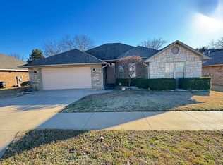 363 Boulder Dr, Van Buren, AR 72956