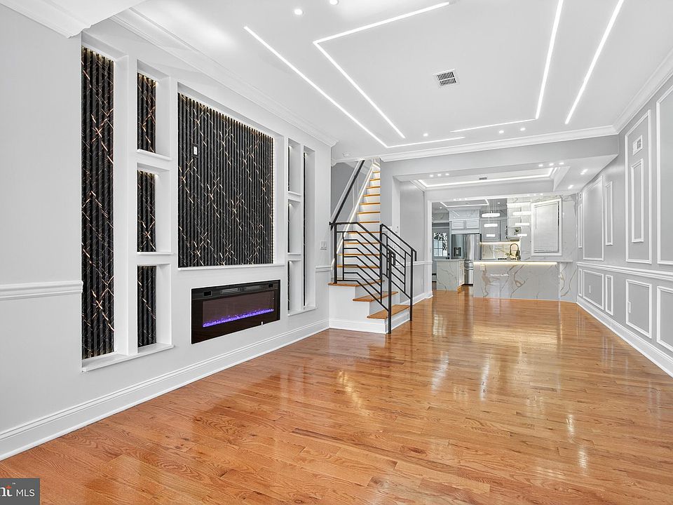 1st image of 5111 Warrington Ave