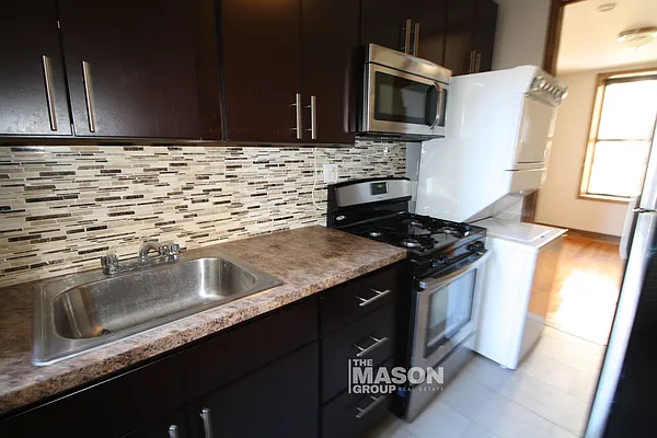 Rented by Mason Group LLC | media 7