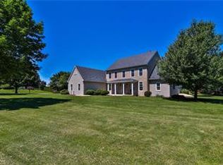 4505 Canterbury Dr, Emmaus, PA