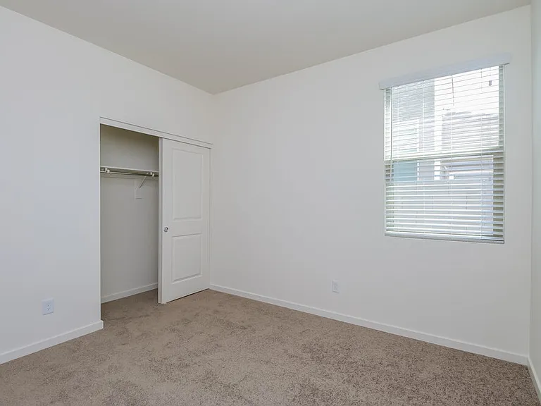4227 W Coneflower Ln — Photo 14