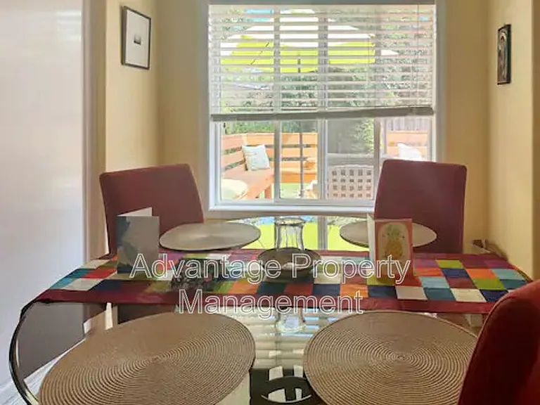 1622 SW Country Club Pl — Photo 6