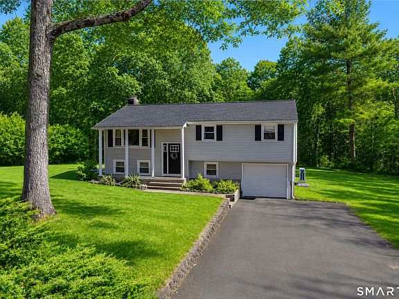 3rd image of 50 Cook Road