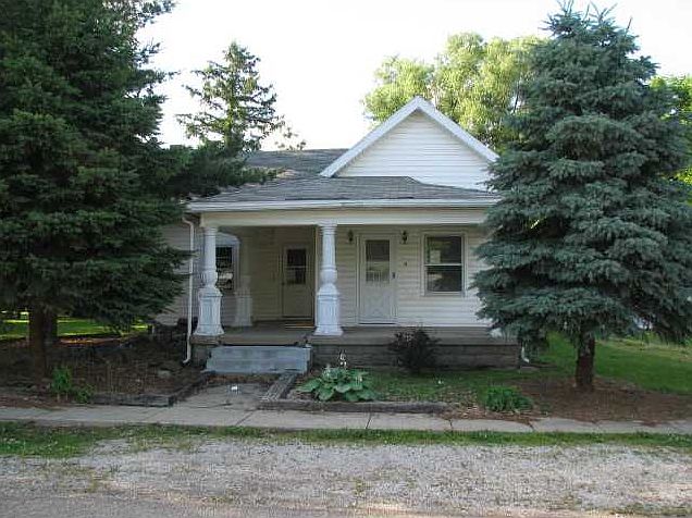 1st image of 82 Crawford St