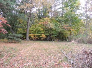 890 Simonson Dr, Saugatuck, MI 49453