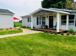 2038 East St, Fairgrove, MI