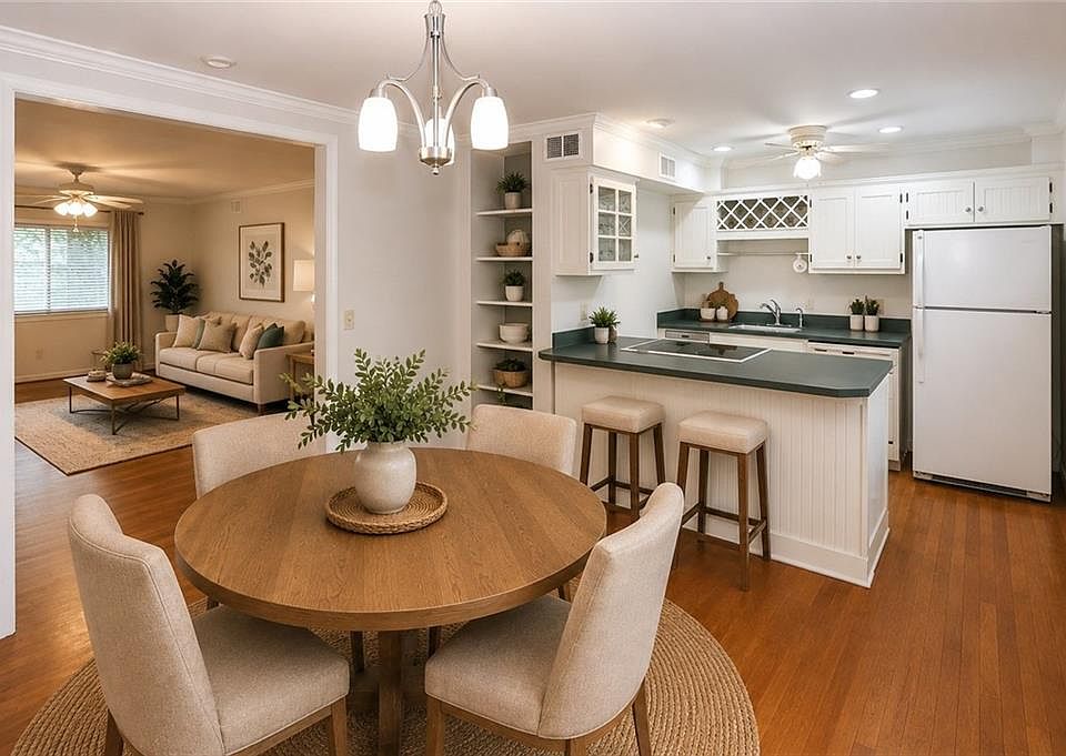 1st image of 115 Biscayne Dr NW APT A9