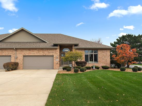 21173 Raintree Ct, Frankfort, IL 60423