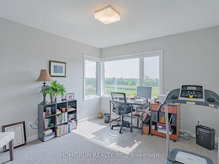 451 Longworth Ave — Photo 41