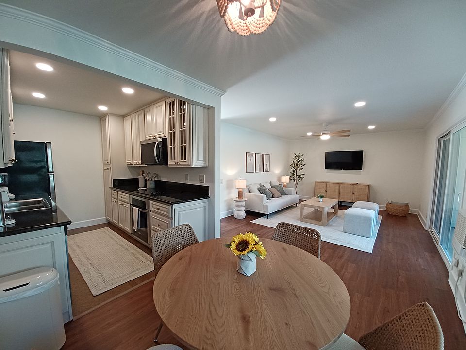 1st image of 8529 Villa La Jolla Dr APT I