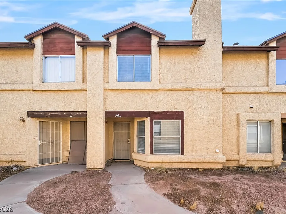 566 Kristin Ln