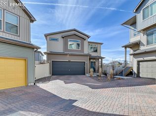 7050 Silvergrass Dr, Colorado Springs, CO 80927