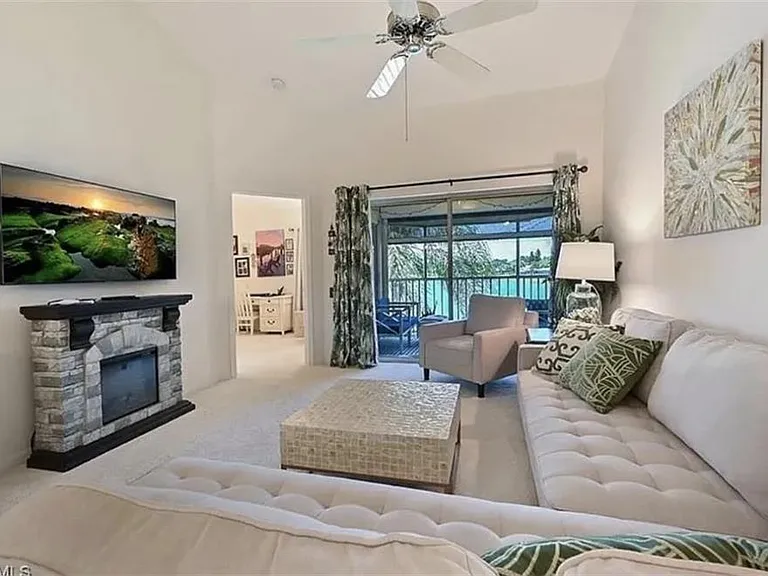 13060 Amberley Ct #809 — Photo 4