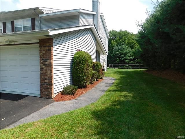 1st image of 406 Heritage Ln
