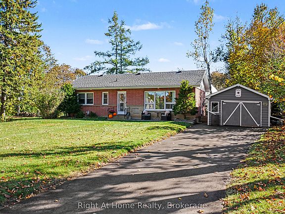 2nd image of 2661 Maple Grove Rd