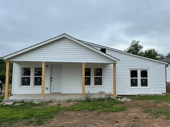 623 N 4th St, Tecumseh, OK 74873