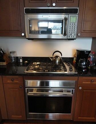 Wolf Oven with gas cook top and microwave