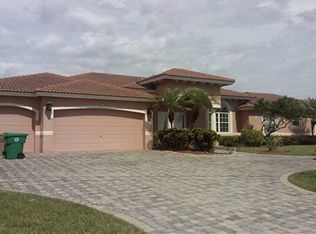 14841 SW 20th St, Davie, FL 33326