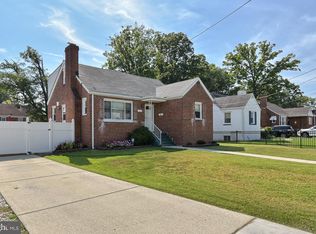 2215 Charleston Pl, Hyattsville, MD 20783