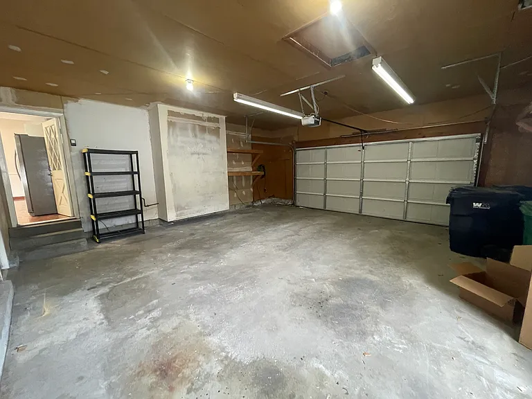 1442 E Sandy Hills Dr — Photo 17