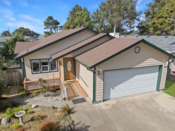 5365 La Fiesta Way, Lincoln City, OR 97367