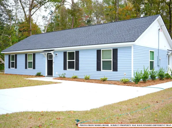 150 Weeping Willow Ln, Summerville, SC 29483