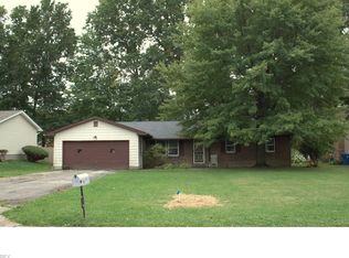 1740 Warner Ct, Mineral Ridge, OH 44440