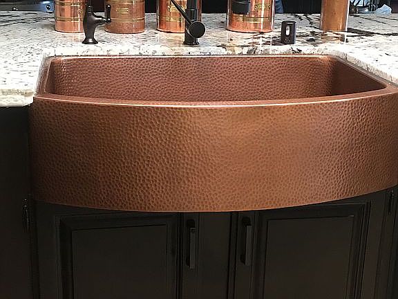 Big Cooper farmhouse sink