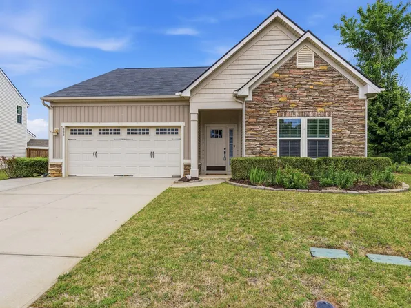 300 Bucklebury Rd, Greer, SC 29651