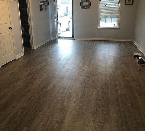 2nd image of 1723 Elizabeth St