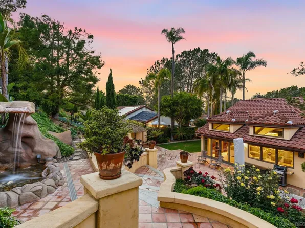 2969 Racetrack View Dr, Del Mar, CA 92014