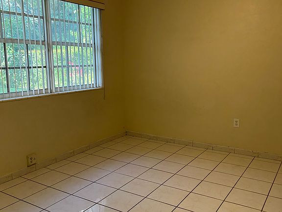 4th image of 3901 Segovia St