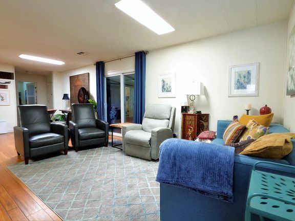 4th image of 98 Quail Hollow Dr #98