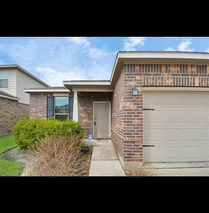 15331 Hope Shadow Ct