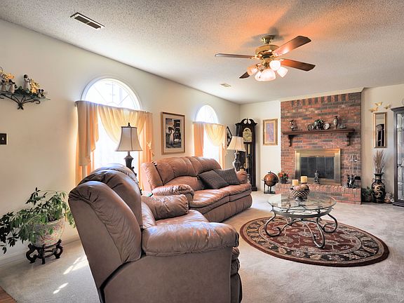 2nd image of 3331 Mallard Dr