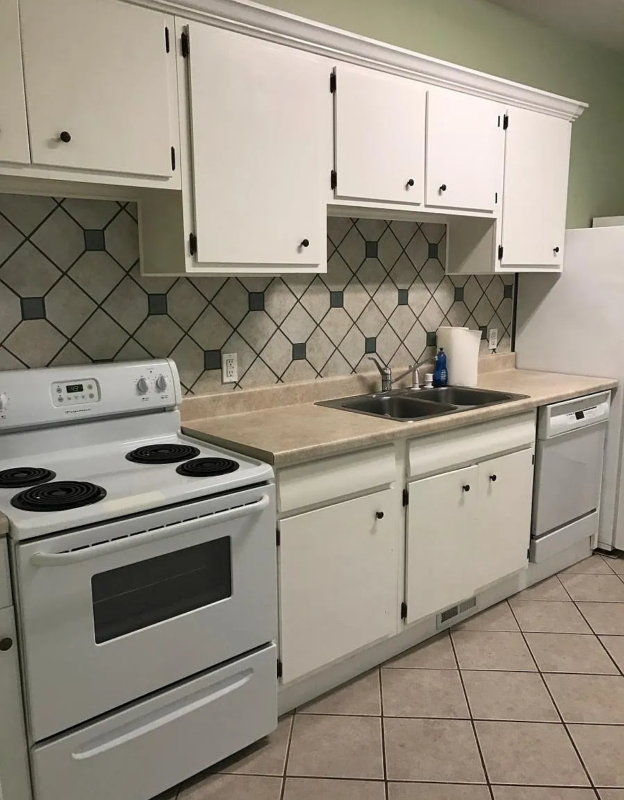 213 Burns Avenue — Photo 4