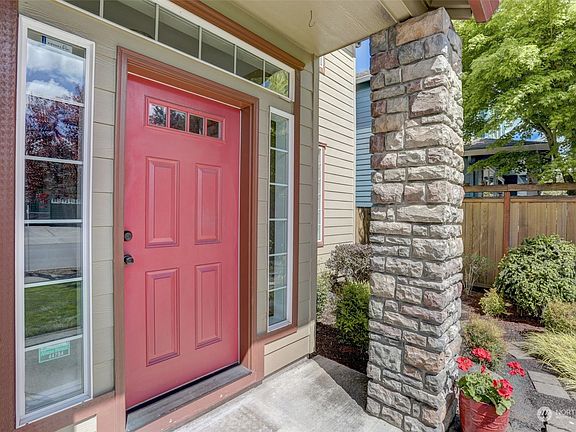 3rd image of 3710 NE 93rd Street